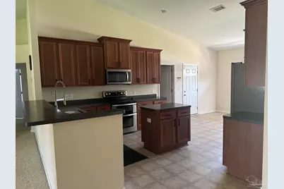 5672 Tiger Woods Dr, Milton, FL 32583 - Photo 4