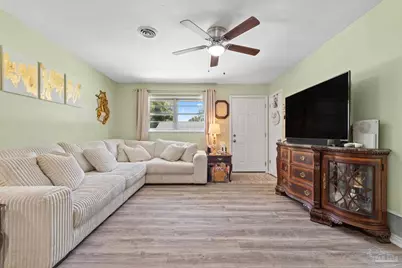 6022 Syrcle Ave, Milton, FL 32570 - Photo 6