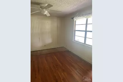 5185 Canal St, Milton, FL 32570 - Photo 4