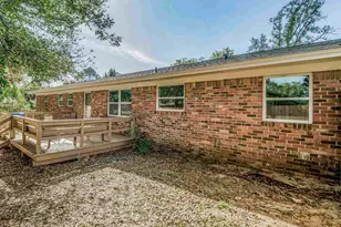 100 Mango St, Pensacola, FL 32503 - Photo 32