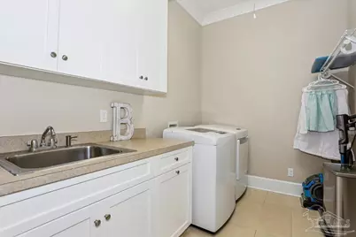 577 Aragon St, Pensacola, FL 32502 - Photo 14