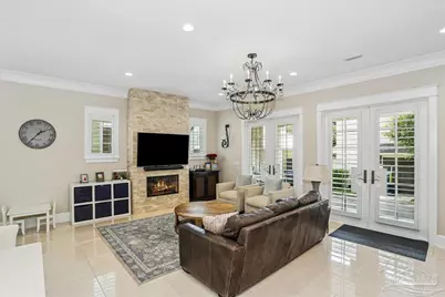 577 Aragon St, Pensacola, FL 32502 - Photo 6