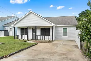 3440 Riverside Dr, Pensacola, FL 32514 - Photo 2