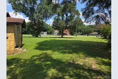 3026 N Roosevelt St, Pensacola, FL 32503 - Photo 6