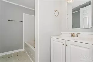 5496 Wales Ave, Pensacola, FL 32526 - Photo 14