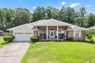 446 Turnberry Rd, Cantonment, FL 32533 - Photo 1