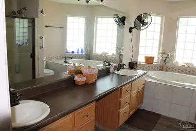 5540 Forest Hills Ln, Milton, FL 32570 - Photo 16