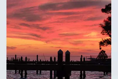 7376 Mulberry Ln, Navarre, FL 32566 - Photo 18