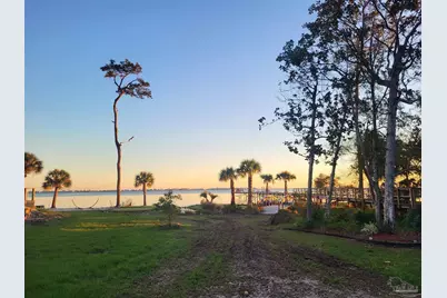 7376 Mulberry Ln, Navarre, FL 32566 - Photo 2