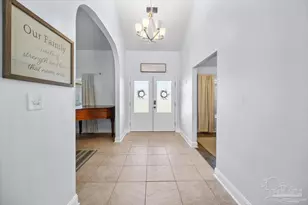 8 Arapaho Dr, Pensacola, FL 32507 - Photo 14