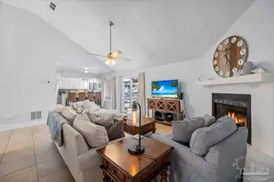 8 Arapaho Dr, Pensacola, FL 32507 - Photo 4