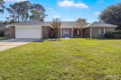 8 Arapaho Dr, Pensacola, FL 32507 - Photo 2