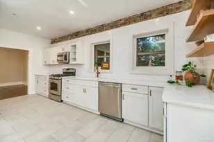 1703 E Jackson St, Pensacola, FL 32501 - Photo 12