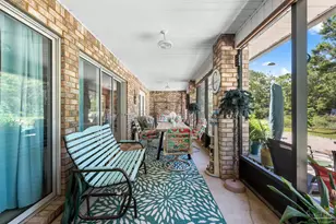 1601 Woodlawn Beach Rd, Gulf Breeze, FL 32563 - Photo 32