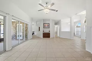 1601 Woodlawn Beach Rd, Gulf Breeze, FL 32563 - Photo 10