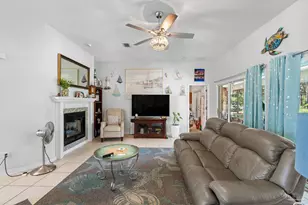 1601 Woodlawn Beach Rd, Gulf Breeze, FL 32563 - Photo 10