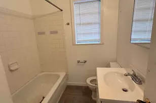 823 S Madison Dr, Pensacola, FL 32505 - Photo 10