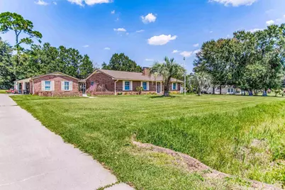 4630 Deerfield Dr, Pensacola, FL 32526 - Photo 2