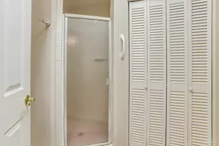 4630 Deerfield Dr, Pensacola, FL 32526 - Photo 10