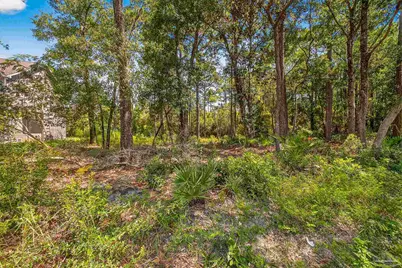 5652 Bay Forest Dr, Pensacola, FL 32526 - Photo 6