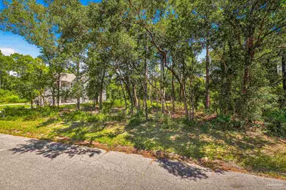 5652 Bay Forest Dr, Pensacola, FL 32526 - Photo 2