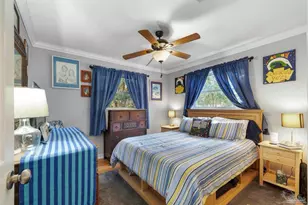 921 Lagoon Dr, Pensacola, FL 32505 - Photo 32