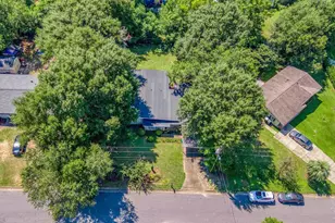 921 Lagoon Dr, Pensacola, FL 32505 - Photo 4