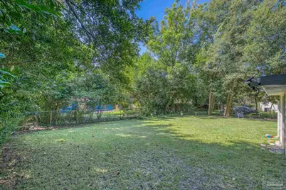921 Lagoon Dr, Pensacola, FL 32505 - Photo 52