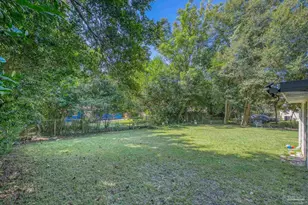 921 Lagoon Dr, Pensacola, FL 32505 - Photo 52