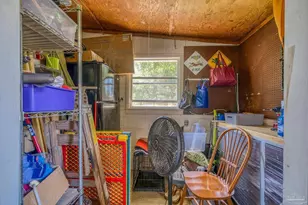 921 Lagoon Dr, Pensacola, FL 32505 - Photo 42