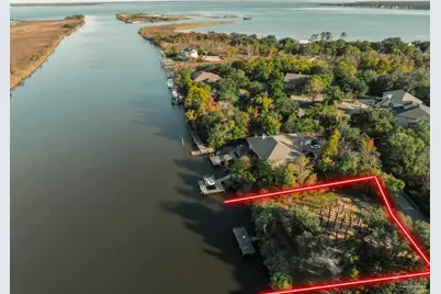 2022 Mackey Key Dr, Pensacola, FL 32514 - Photo 1