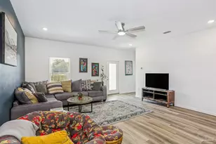 6654 Sun Tree Cir, Pensacola, FL 32526 - Photo 10