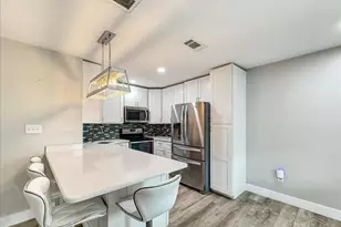 1100 Shoreline Dr, Gulf Breeze, FL 32561 - Photo 20