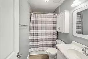 1100 Shoreline Dr, Gulf Breeze, FL 32561 - Photo 22