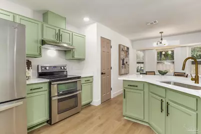 112 Redbreast Ln, Pensacola, FL 32503 - Photo 12