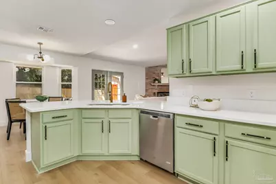 112 Redbreast Ln, Pensacola, FL 32503 - Photo 14