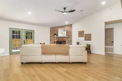 112 Redbreast Ln, Pensacola, FL 32503 - Photo 16