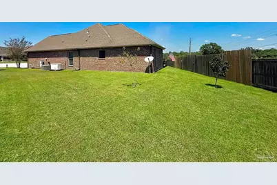 401 Waterbury Ct, Cantonment, FL 32533 - Photo 4