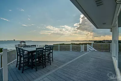 1119 Soundview Trl, Gulf Breeze, FL 32561 - Photo 50
