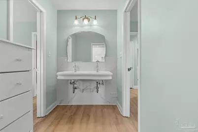 1119 Soundview Trl, Gulf Breeze, FL 32561 - Photo 44