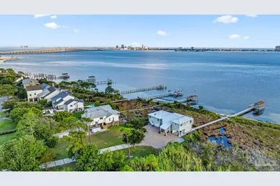 1119 Soundview Trl, Gulf Breeze, FL 32561 - Photo 52