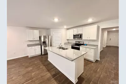 2347 Kirkwood Dr, Cantonment, FL 32533 - Photo 6