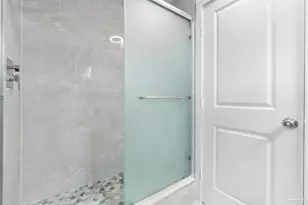 305 N Madison, Pensacola, FL 32505 - Photo 12