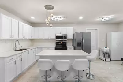 305 N Madison, Pensacola, FL 32505 - Photo 2