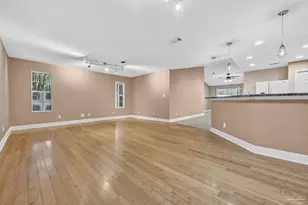 7117 Dale St, Pensacola, FL 32503 - Photo 4