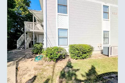 3202 Redwood Ln #D, Gulf Breeze, FL 32563 - Photo 2