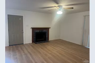 7225 W Fairfield Dr #A3, Pensacola, FL 32506 - Photo 2