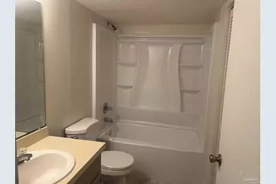7225 W Fairfield Dr #A3, Pensacola, FL 32506 - Photo 8
