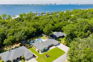 16531 Innerarity Point Rd, Pensacola, FL 32507 - Photo 2