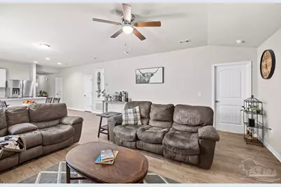 3210 Electra Dr, Milton, FL 32583 - Photo 2